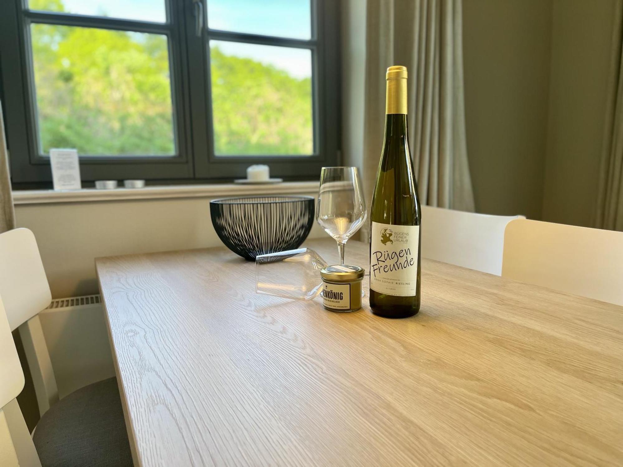 Ferienhaus Strandleben 09 Feriendorf Klein Stresow Ruegen By Ruyastay Путбус Екстериор снимка