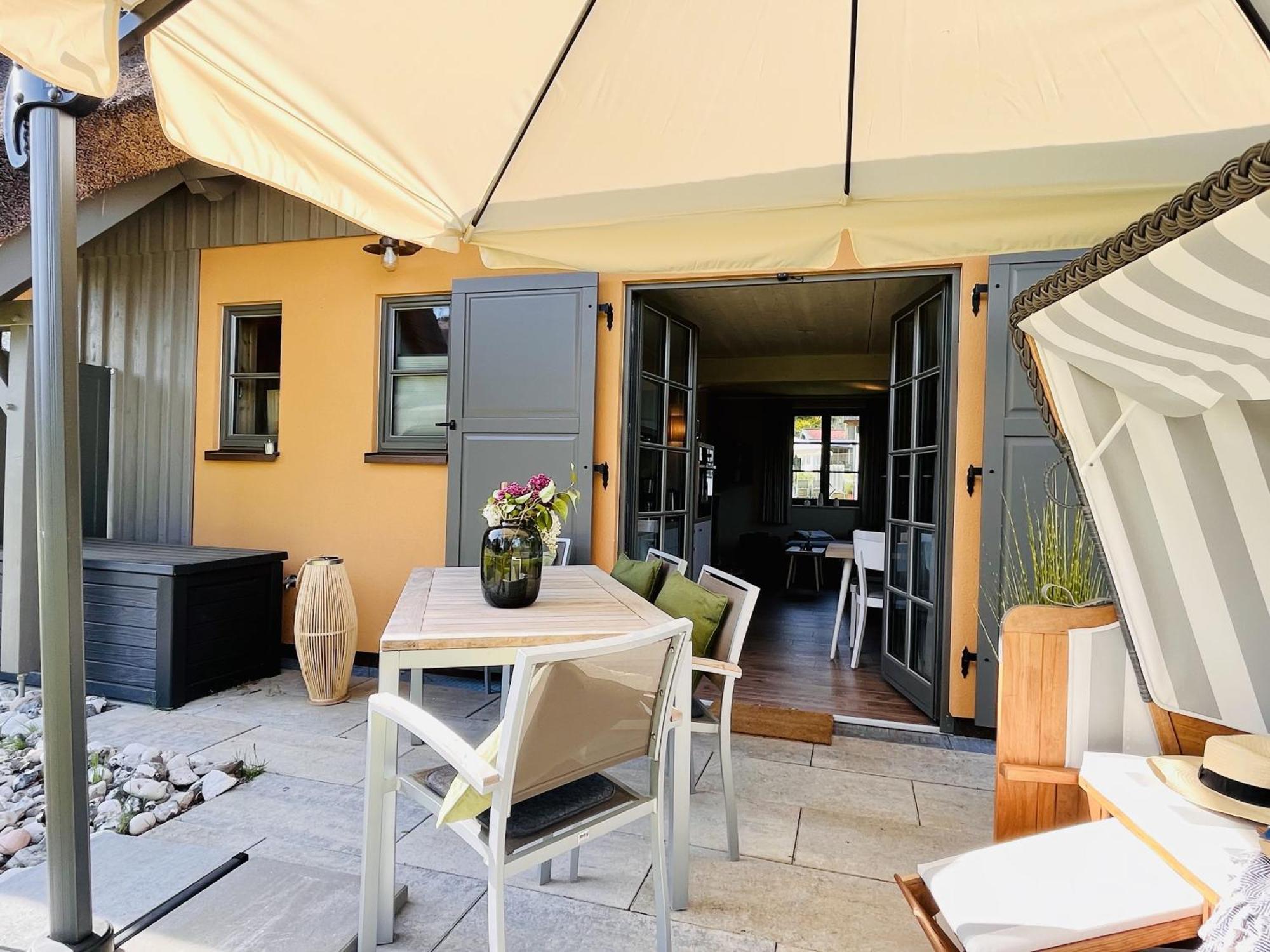 Ferienhaus Strandleben 09 Feriendorf Klein Stresow Ruegen By Ruyastay Путбус Екстериор снимка